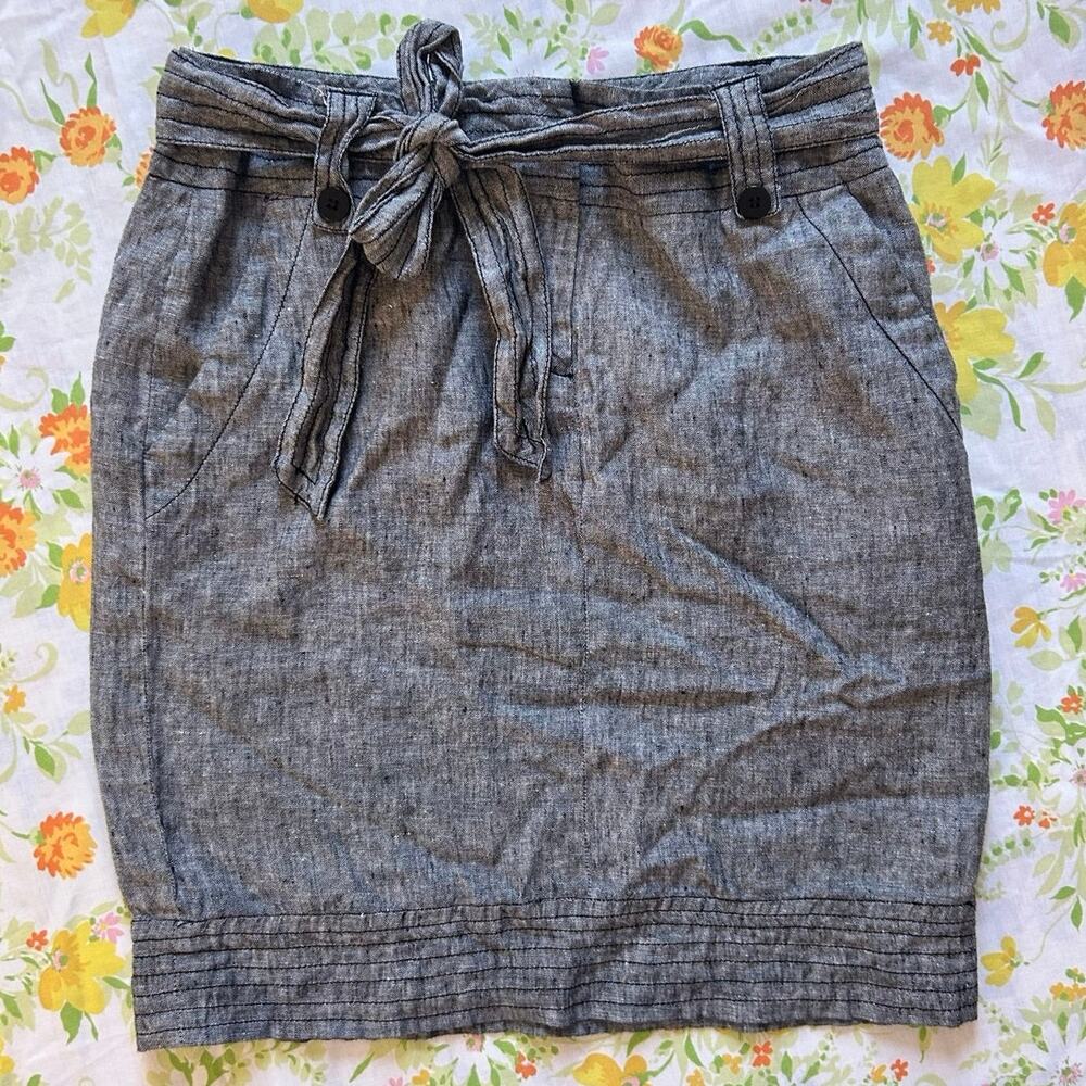 Gray linen mini skirt with tie belt